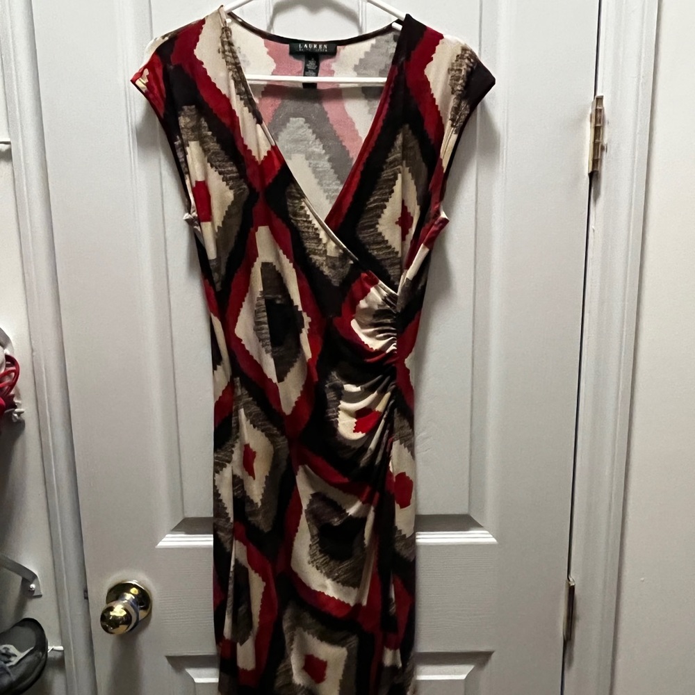 Figure flattering dress, rich colors